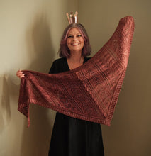 Load image into Gallery viewer, Filigree Triangle