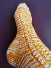 Load image into Gallery viewer, Penny Socks