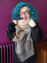 Load image into Gallery viewer, Traverse Wrap