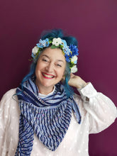 Load image into Gallery viewer, Flowerbed Shawl