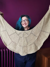 Load image into Gallery viewer, Lizzie and Darcy Bath Crescent