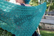 Load image into Gallery viewer, Heart Thief Shawl