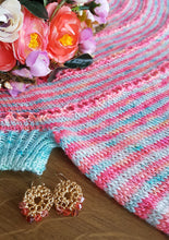 Load image into Gallery viewer, Jenny Flower Tee