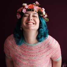 Load image into Gallery viewer, Jenny Flower Tee