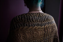 Load image into Gallery viewer, Filigree Wrap