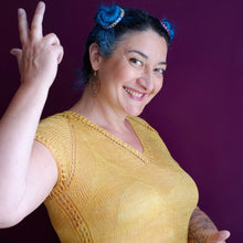 Load image into Gallery viewer, Filigree Tee