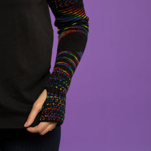 Load image into Gallery viewer, Armography Gloves & Hairography Hat