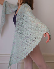 Load image into Gallery viewer, Pointe Shawl
