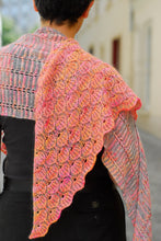 Load image into Gallery viewer, Pointe Shawl