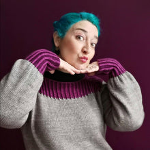 Load image into Gallery viewer, Pont des Arts sweater