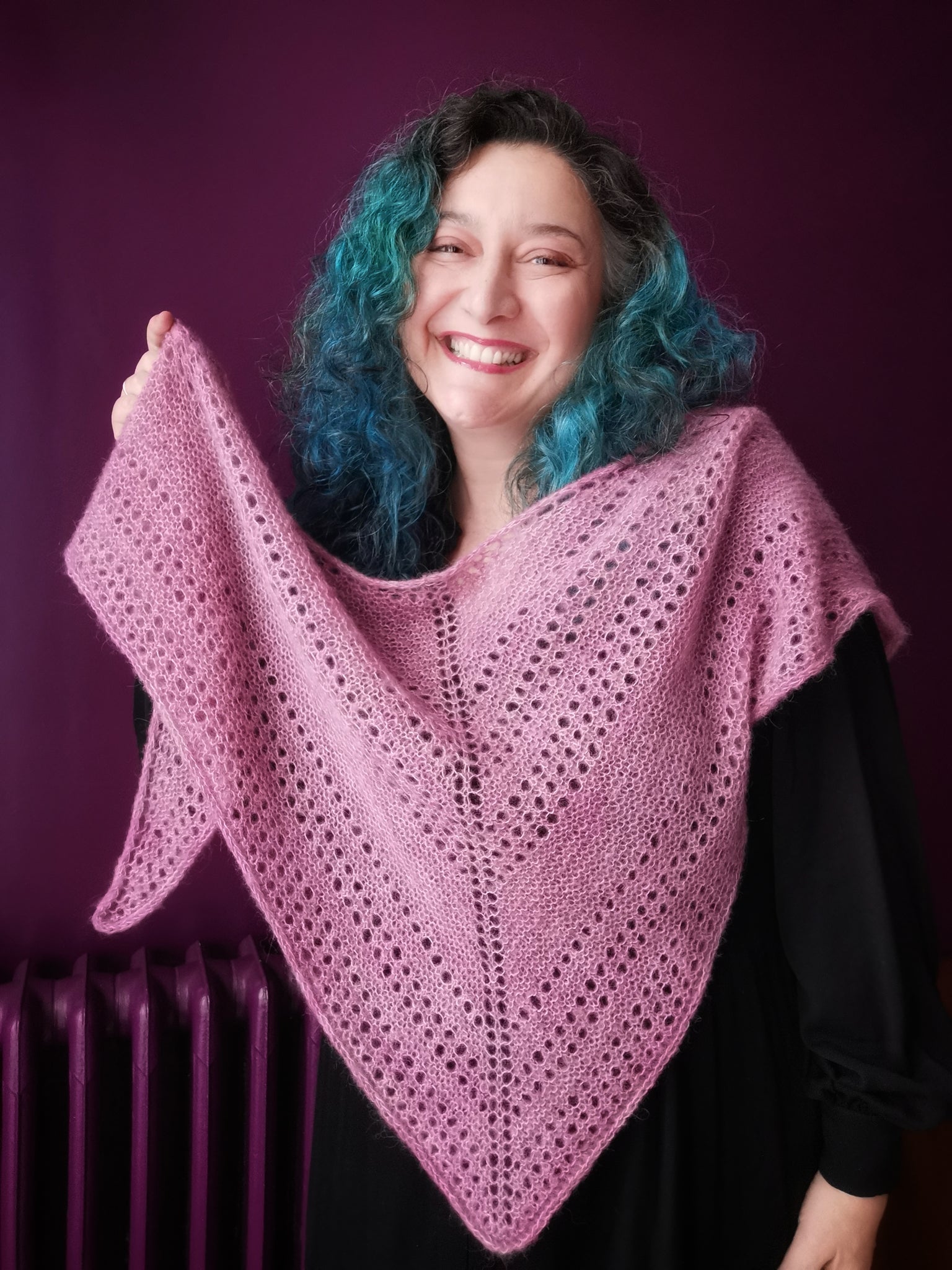 Lil Fluff Shawl – Julie Knits in Paris