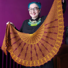 Load image into Gallery viewer, Salix Shawl
