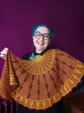 Load image into Gallery viewer, Salix Shawl
